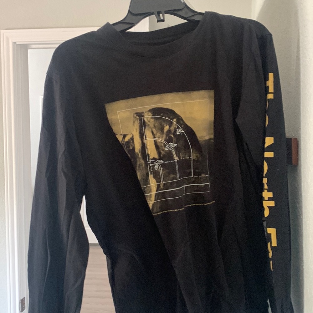 The North Face Full Sleeve